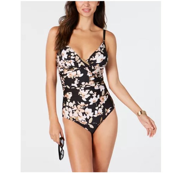 Calvin Klein Other - NWT Calvin Klein Twist Floral 1 piece Swimsuit 18